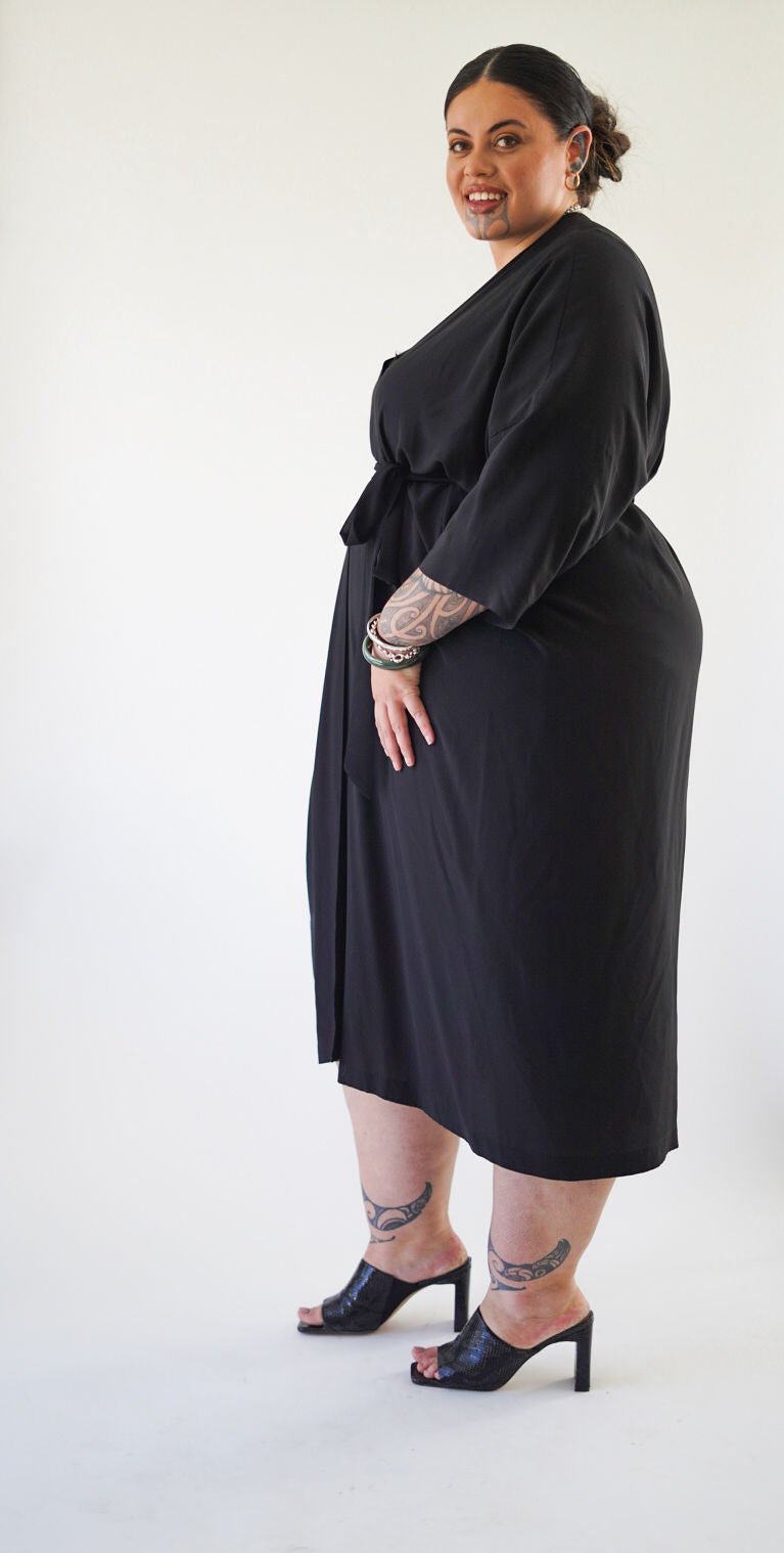 Miss Crabb Diamond Star Robe - Love & Lend